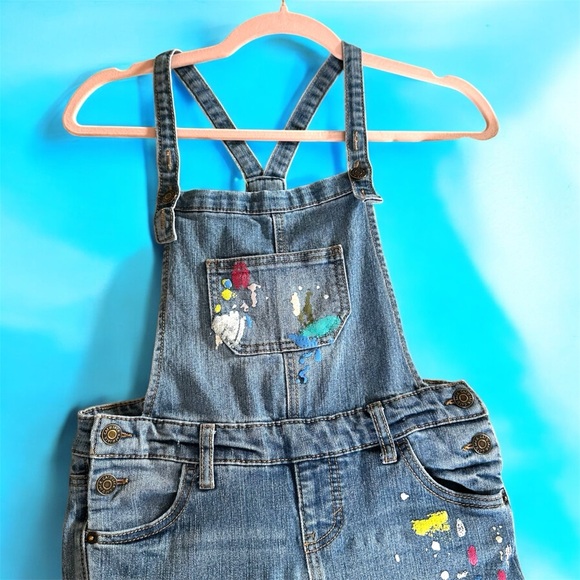 Cat & Jack Girls M 7/8 Jean Overalls Distressed Splattered Paint Denim Overalls - Picture 3 of 11